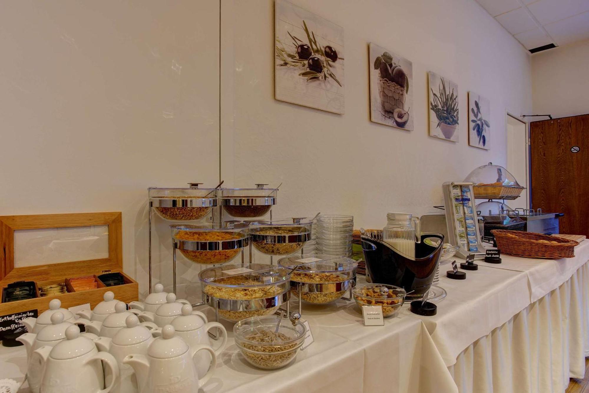 Sure Hotel By Best Western Ambassador Duesseldorf Ngoại thất bức ảnh