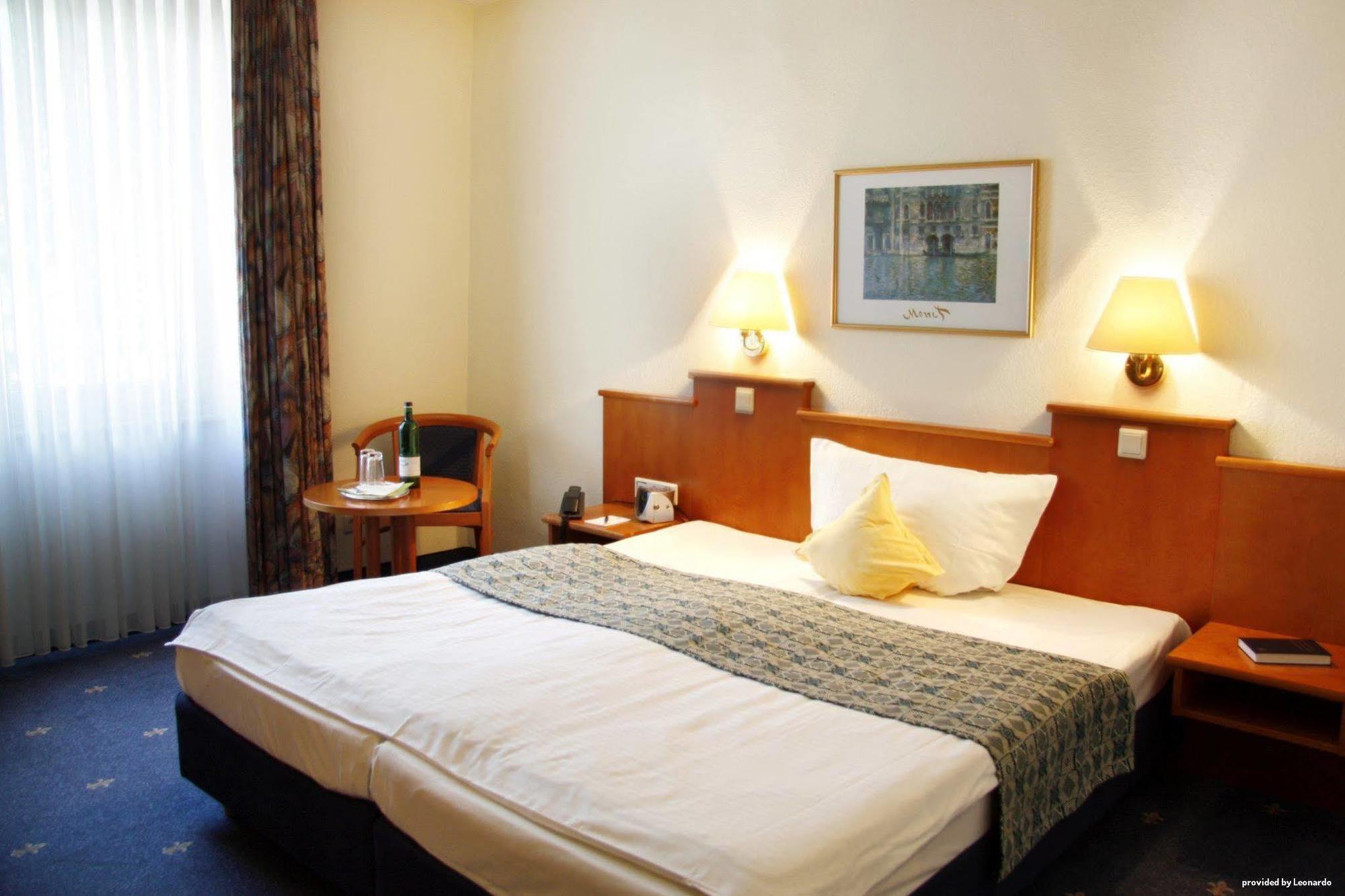 Sure Hotel By Best Western Ambassador Duesseldorf Ngoại thất bức ảnh